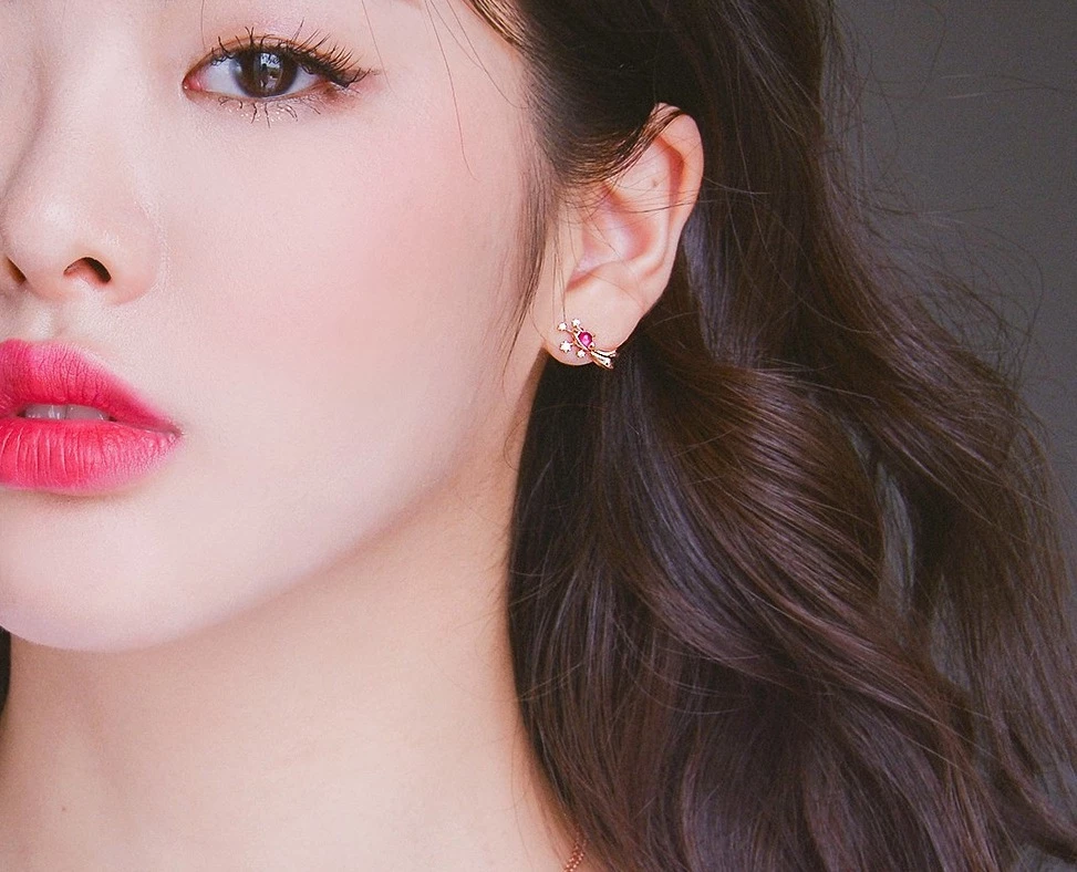 Wing Bling Earrings For Women Peridot Wisdom, Harmony X Piercing 8 Wing Bling Earrings For Women Peridot Wisdom, Harmony X Piercing - Image 6