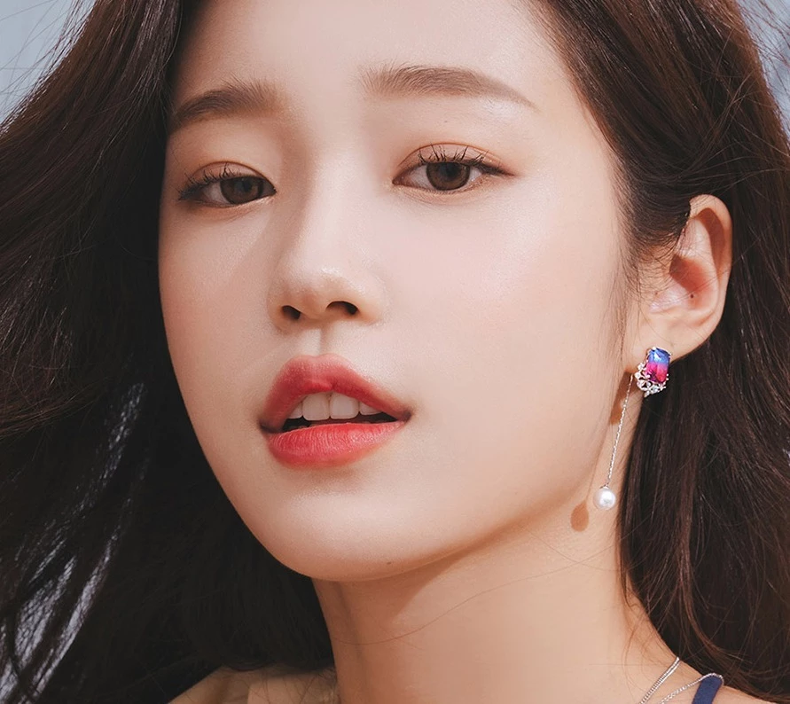 Wing Bling Earrings For Women Uyuni X Piercing 5 Wing Bling Earrings For Women Uyuni X Piercing - Image 3