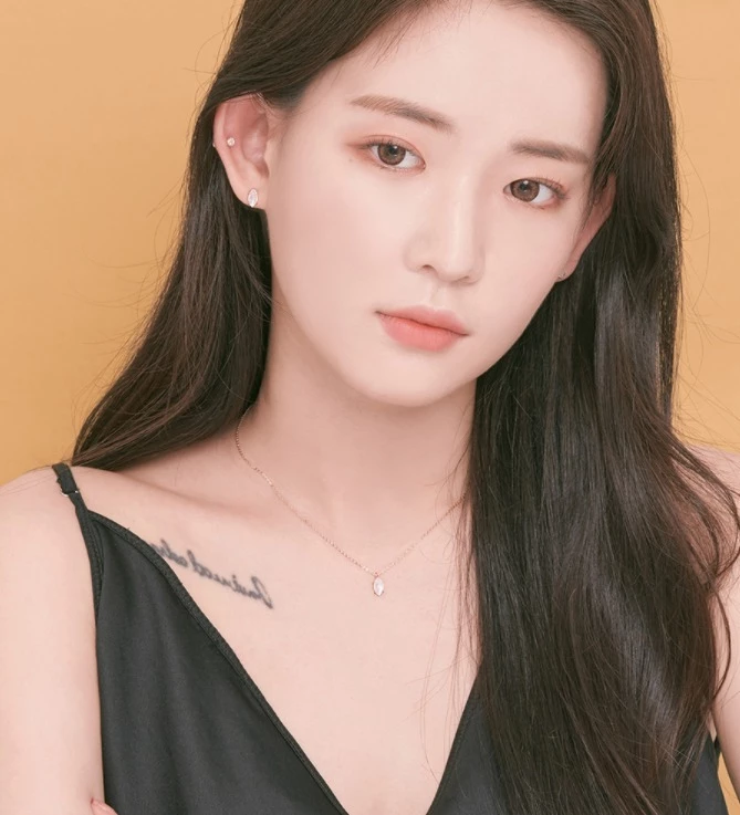 Wing Bling Necklaces & Pendants For Women Rainbow Moonstone X One Size 5 Wing Bling Necklaces & Pendants For Women Rainbow Moonstone X One Size - Image 3