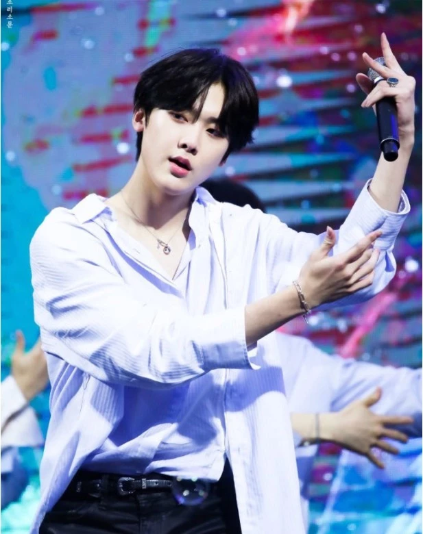 Wing Bling Unisex Street Style Handmade Necklaces & Chokers For Men White X Free 4 Wing Bling Unisex Street Style Handmade Necklaces & Chokers For Men White X Free - Image 2